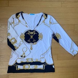 J. McLaughlin Stretchy V-neck Versace print